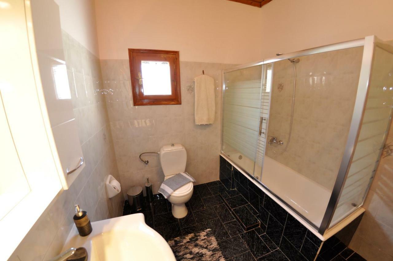 Villa Angelko Kavvadades エクステリア 写真