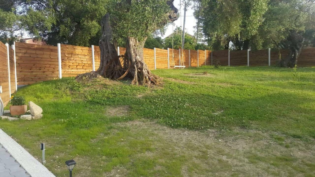 Villa Angelko Kavvadades エクステリア 写真